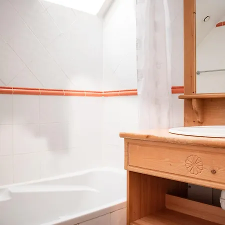 6 Pers. Avec Terrasse Et Parking - Les De Praroustan, Pra Loup 1500 - Fr-1-504-364 Chalet